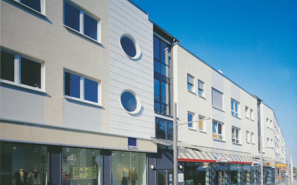  Neubauprojekt Thomas Carree in Velbert, Auftraggeber Bilfinger Berger AG, Investoren u.a. Paul Breitner und Lothar Matthäus, WDVS Brillux 